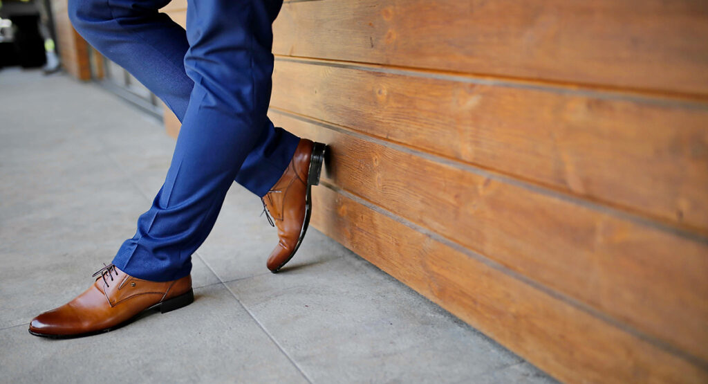 how-to-match-mens-shoes-with-pants